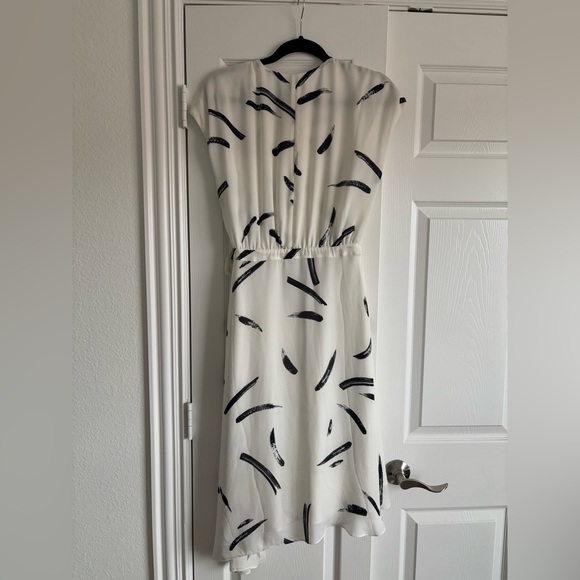 Joie Silk White and Black Women's Dress - Picture 4 of 5